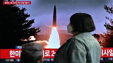 كوريا الشمالية تطلق صاروخا بالستيا قصير المدى